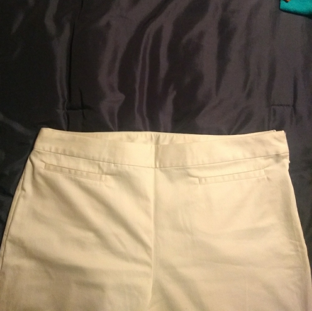 🛑 SOLD 🛑Cream Slacks - Spring/Summer Essential - Picture 3 of 4